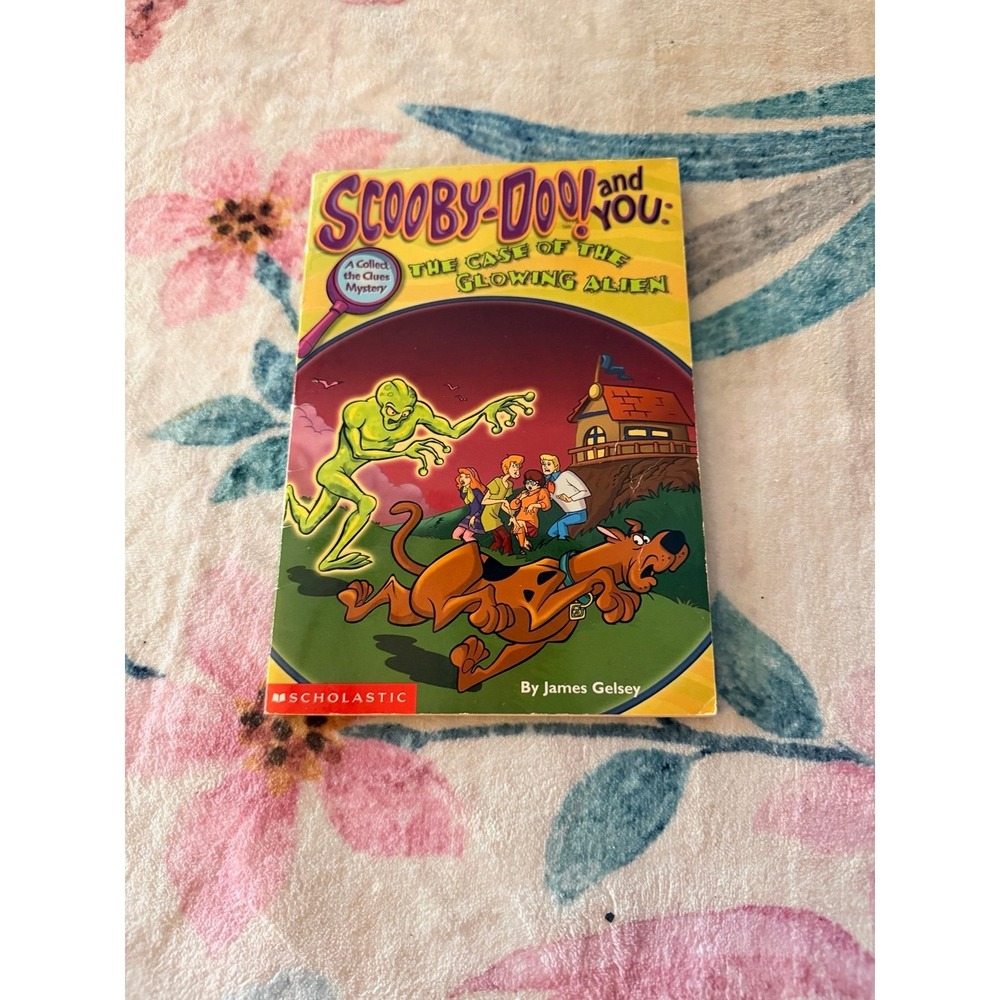 Scooby-Doo! And you: the case of the glowing alien